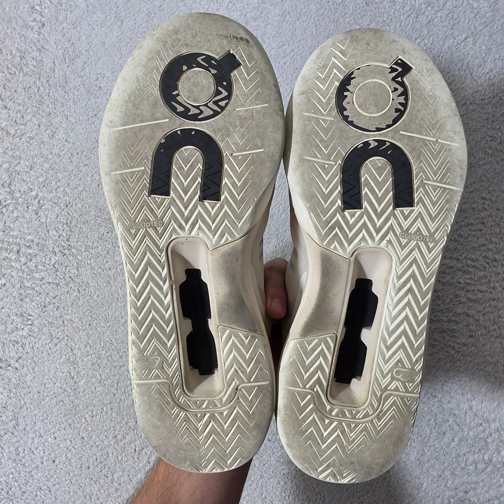 On THE ROGER Pro Tennis Shoes Women 10.5 Ivory Lime Performance Sneakers - Picture 7 of 8